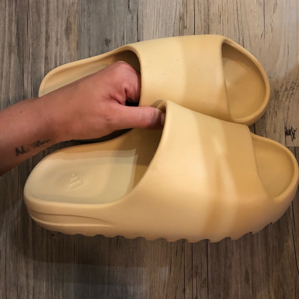 Yeezy Slides Dessert